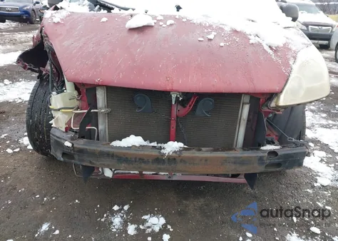 2004 Toyota Sienna Le z USA, uszkodzony, nr VIN 5TDZA23C14S220935